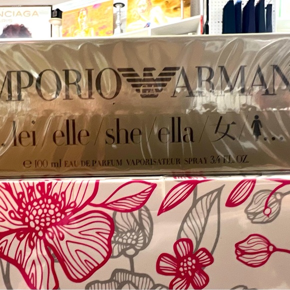 Armani Emporium - Picture 1 of 1